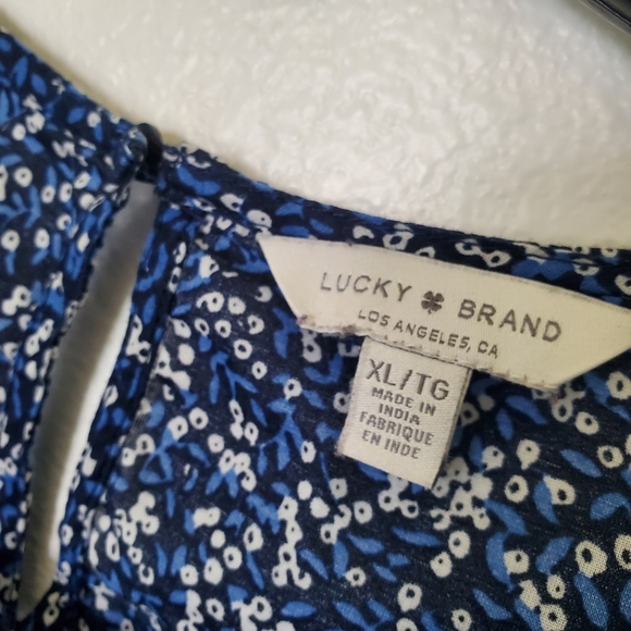 Lucky Brand Navy Blue Flutter Sleeve Cotton Top - Picture 2 of 10